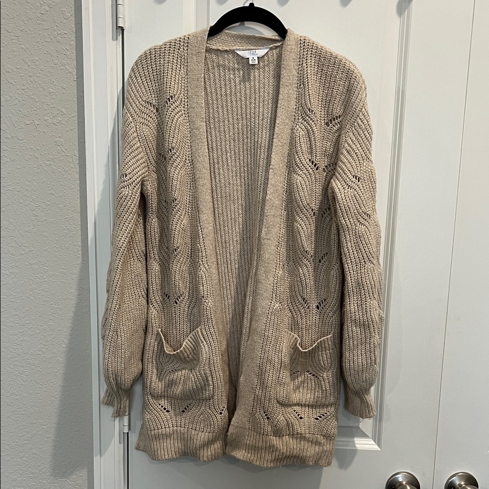 Time and Tru Beige Open Front Cardigan
